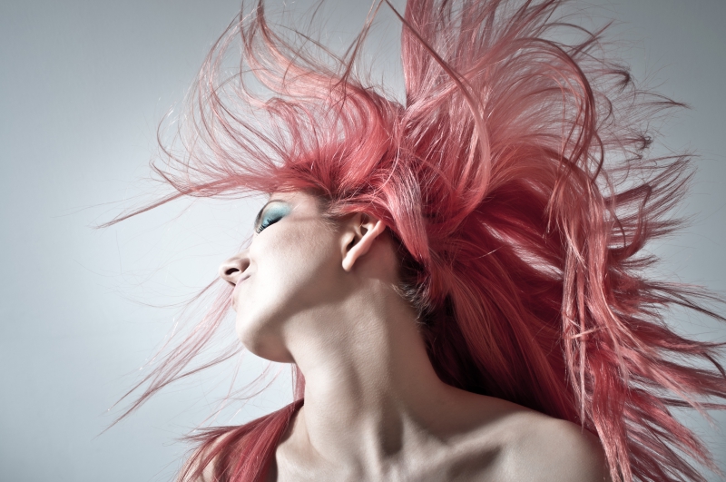 coiffure-PIERLAS-min_people-hair-wild-portrait-red-color-606493-pxhere.com